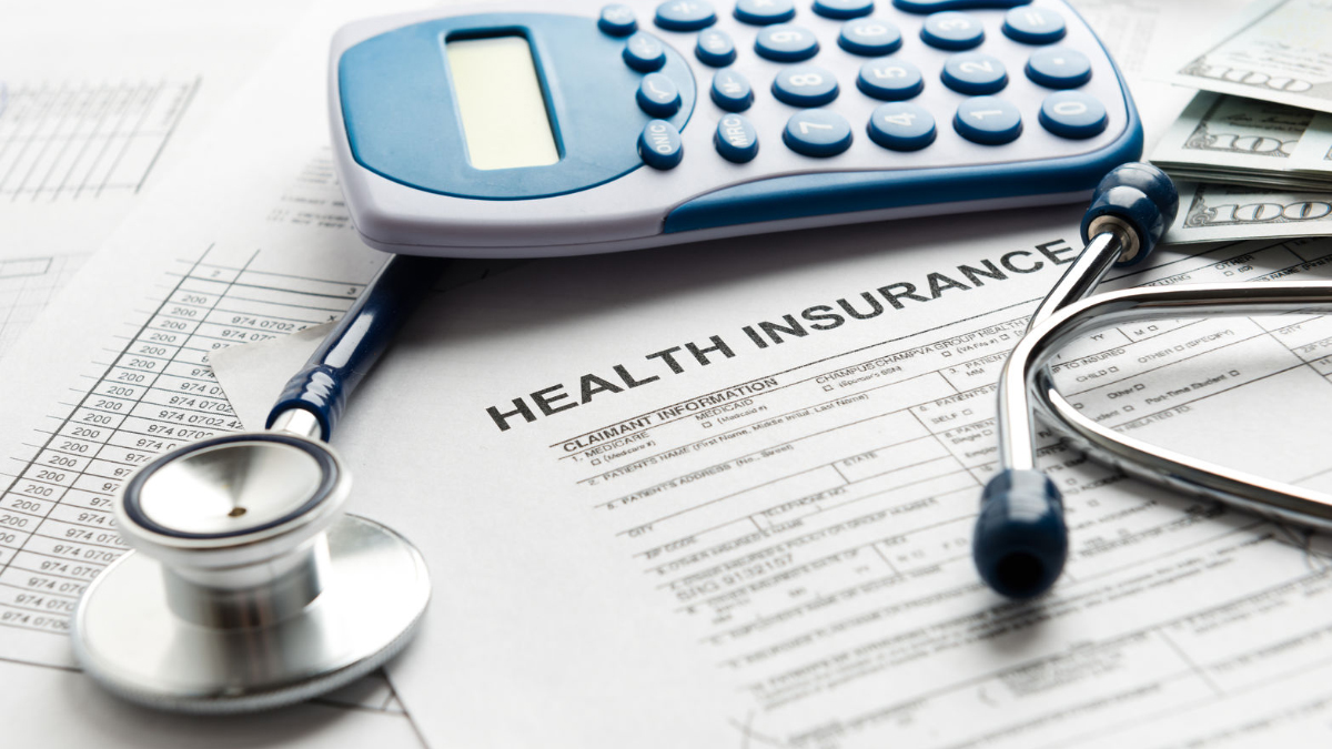 54581278 – health insurance form with stethoscope