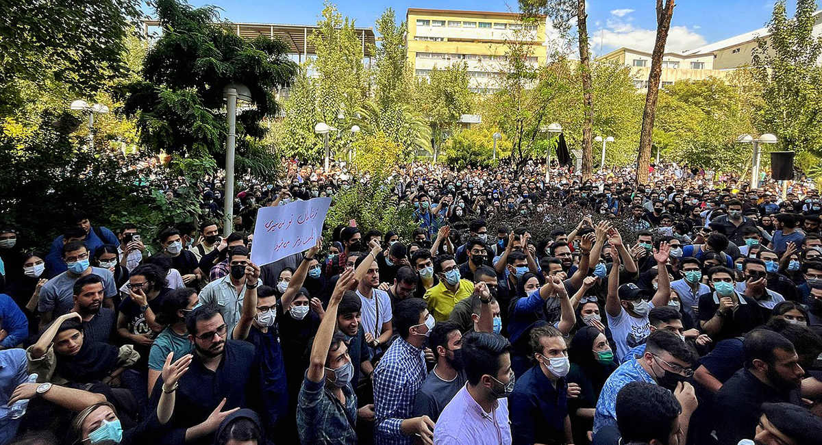 iranprotests_wiki_1200x650
