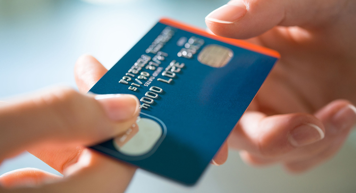 creditcardhands_1200x650